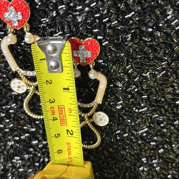 Stethoscope Earrings Calling all medical Personnel - Picture 11 of 16